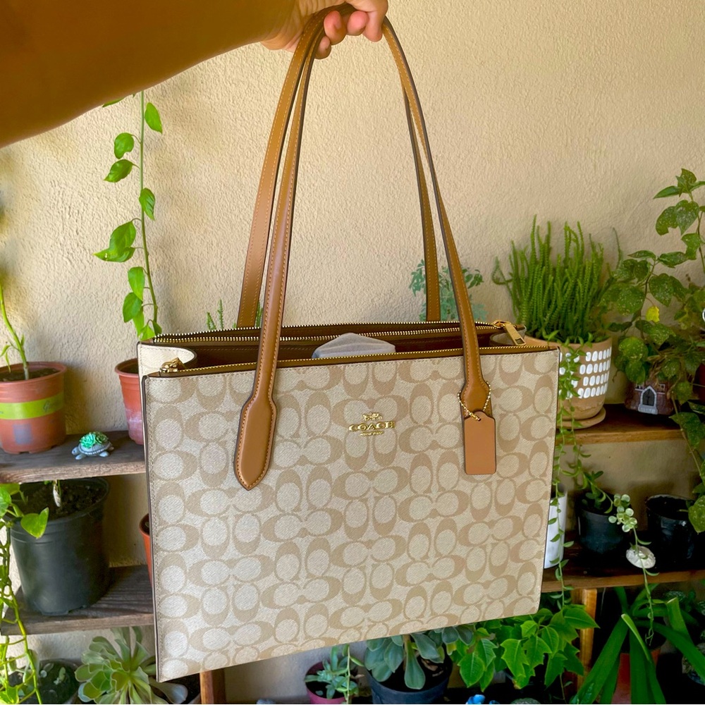 Coach nina tote bag